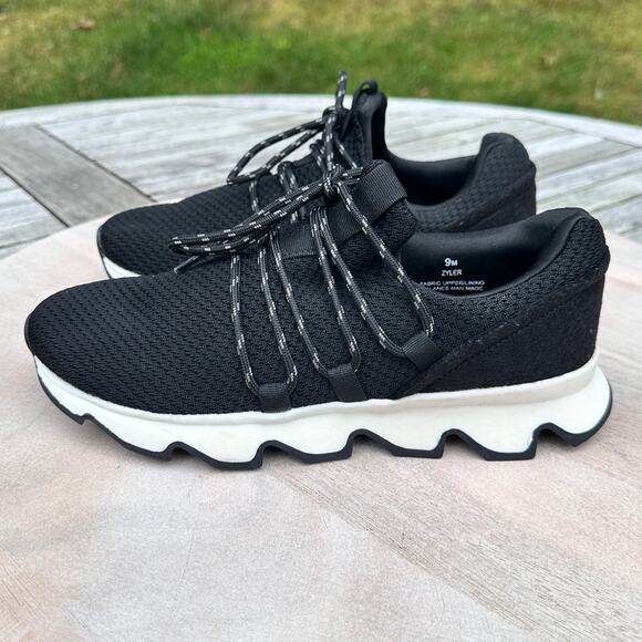 Cushionaire Zyler Womens Size 9 Black Sneaker Slip On Memory Foam Shoes New - Picture 10 of 13